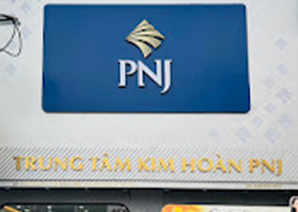 Trung tâm kim hoàn PNJ Nguyễn Ánh Thủ